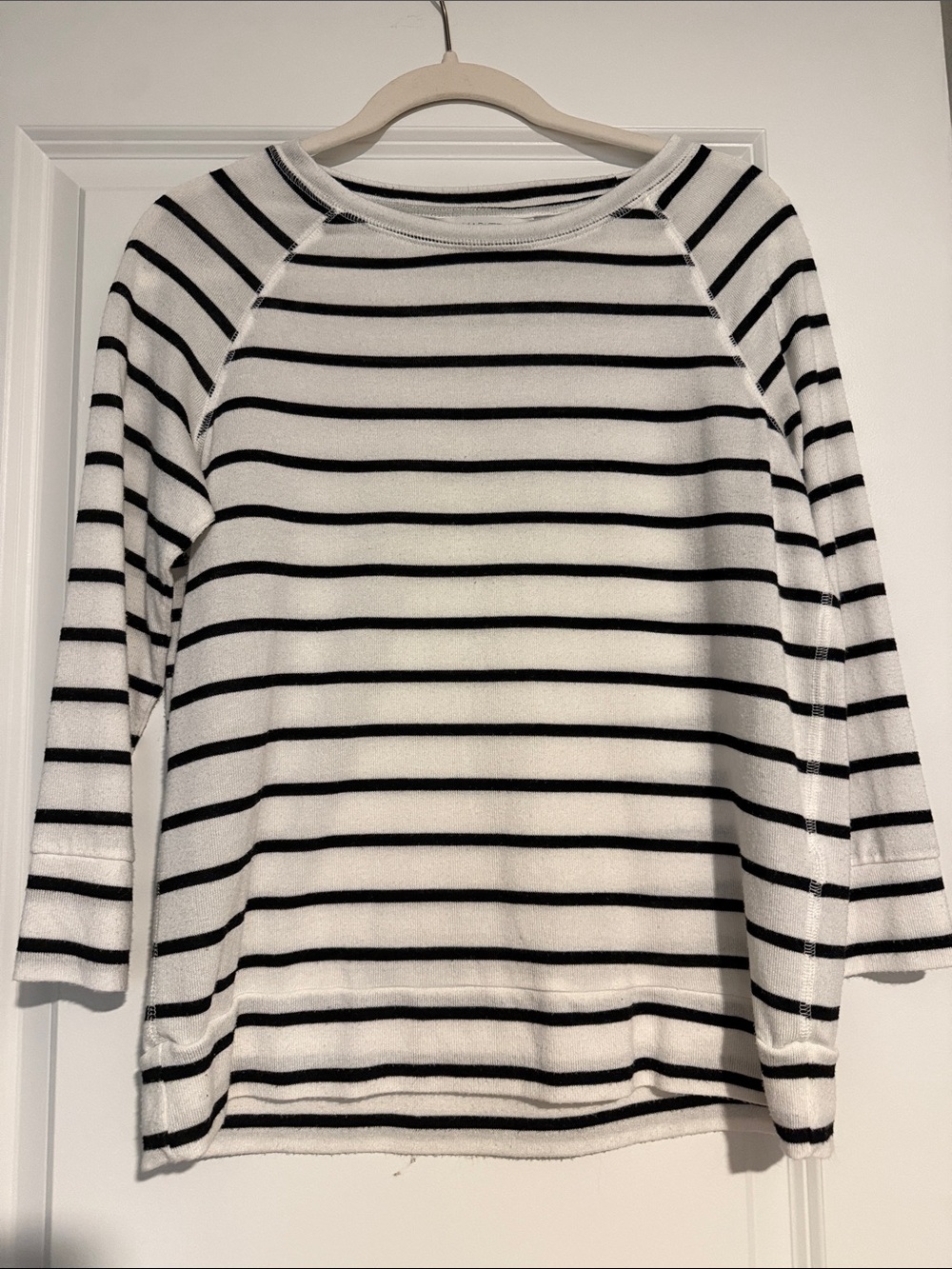 Market & Spruce Black and White Striped Long Sleeve Tee